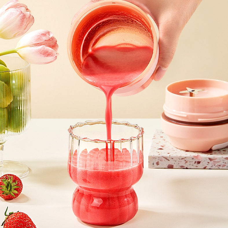 Portable Blender Juicer Cup With 4 Blades For Shakes
